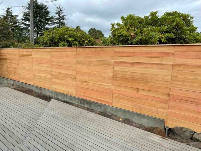Horizontal Cedar Fence Design in the Greater Seattle Area