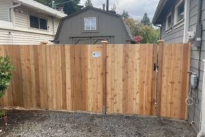 West Lake Sammamish Bellevue Fence - Estate