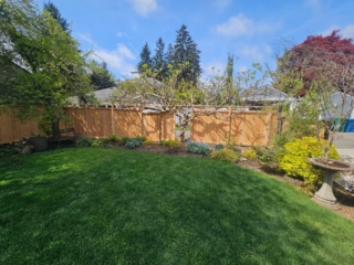 Bellevue Fence - Window Top