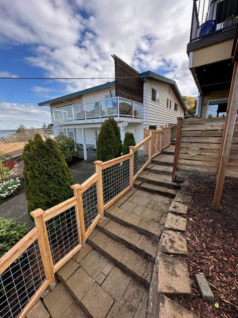 Cougar Mountain - Bellevue - Fence