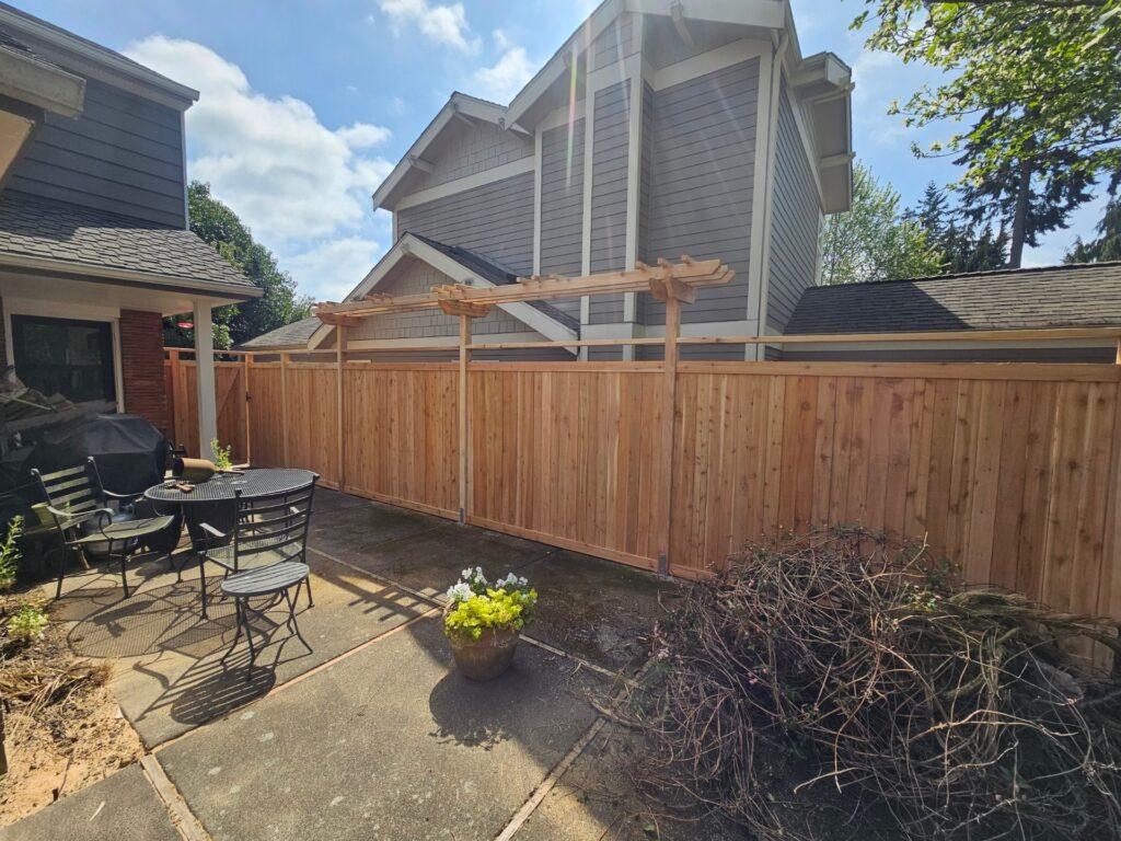 Somerset - Bellevue - Fence