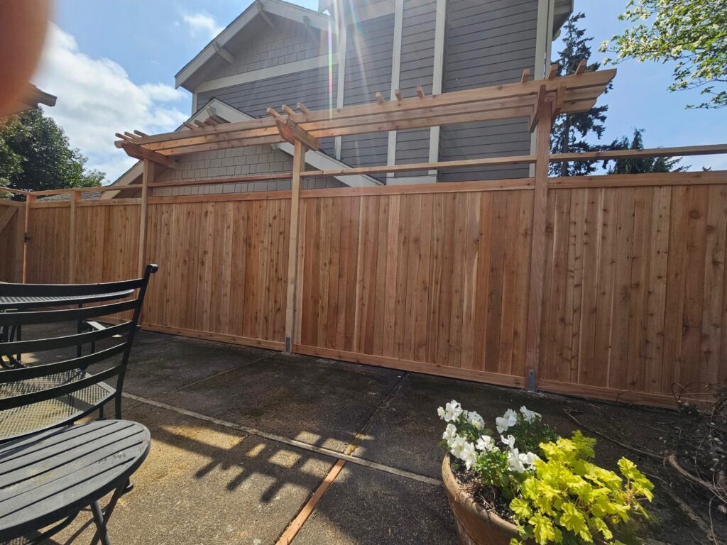 Somerset - Bellevue - Fence